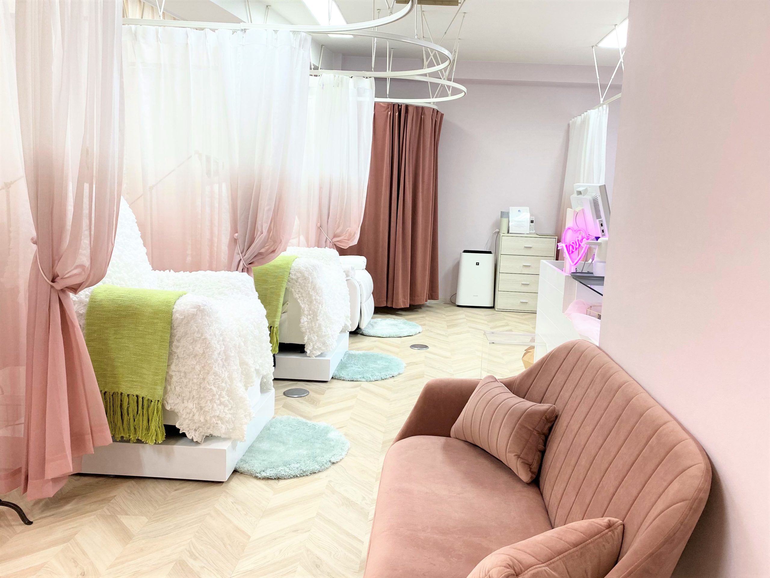 eyelash&eyebrow salon MII（ミィ）神戸元町店舗内装写真